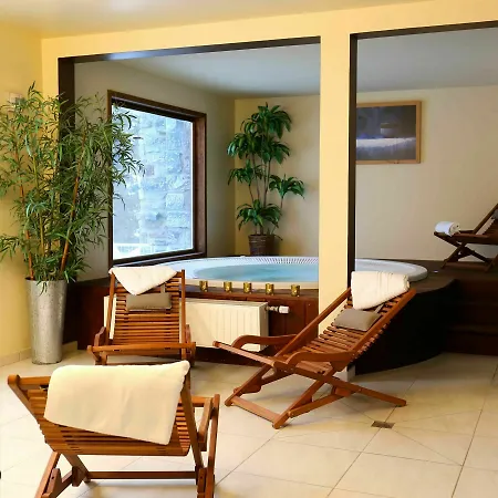 Village Club Mileade فندق