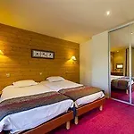 Village Club Mileade 호텔 3*